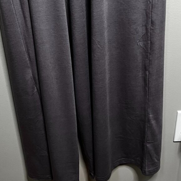 SNUGWIND Wms  Casual Sleeveless Strap Loose Adjustable Jumpsuits in Gray Size M - Picture 5 of 8